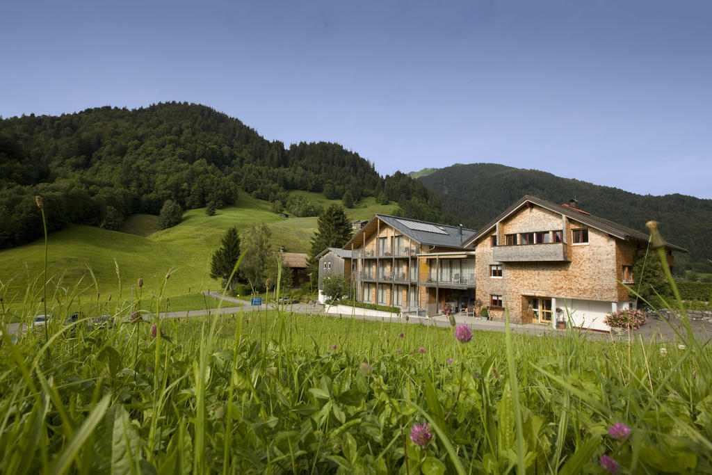 N Apartments Hotel Schoppernau Bilik gambar