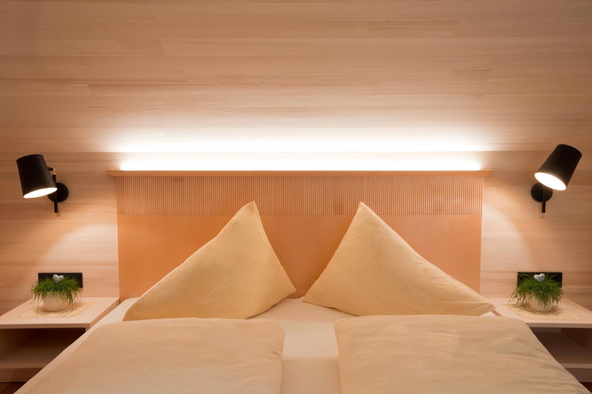 N Apartments Hotel Schoppernau Bilik gambar