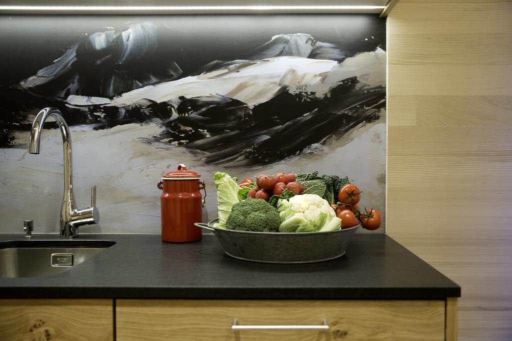 N Apartments Hotel Schoppernau Bilik gambar