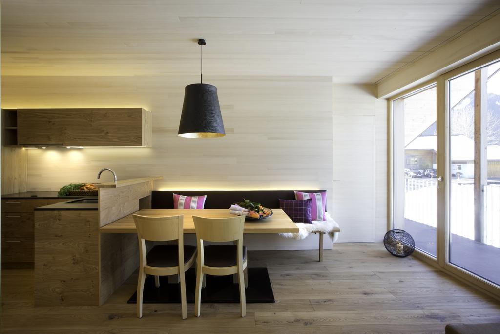 N Apartments Hotel Schoppernau Bilik gambar