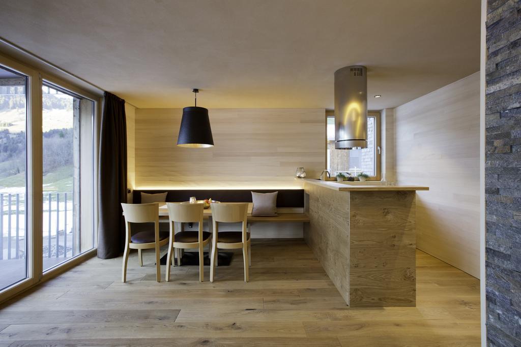 N Apartments Hotel Schoppernau Bilik gambar