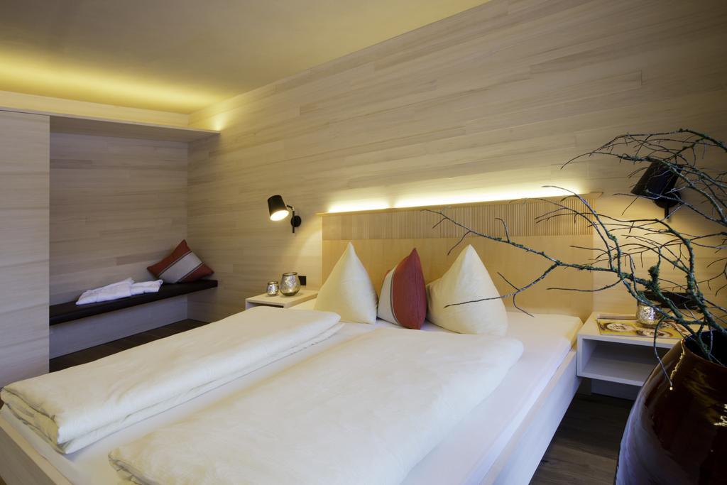 N Apartments Hotel Schoppernau Bilik gambar